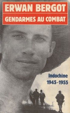 Gendarmes au combat - couverture livre occasion