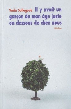 Il y avait un garçon de mon âge juste en dessous de chez nous - couverture livre occasion