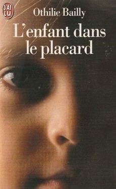 couverture de 'L'enfant dans le placard' - couverture livre occasion