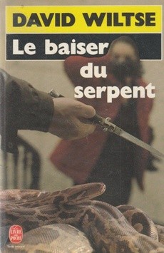 couverture de 'Le baiser du serpent' - couverture livre occasion