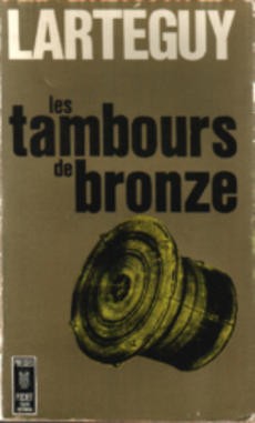 Les tambours de bronze - couverture livre occasion