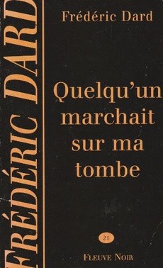 Quelqu'un marchait sur ma tombe - couverture livre occasion