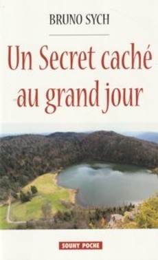 Un secret caché au grand jour - couverture livre occasion