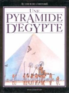 Une pyramide d'Egypte - couverture livre occasion