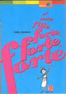 Une petite fille forte, forte, forte - couverture livre occasion